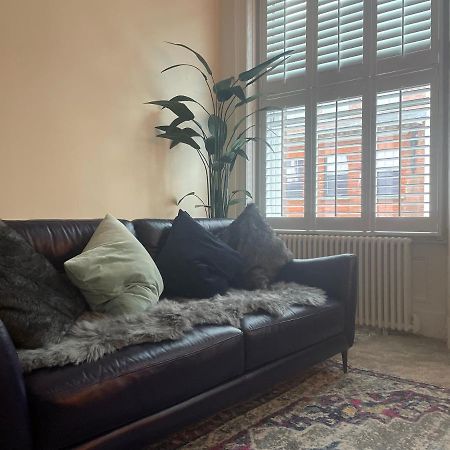 Luxury Apartment Opposite The Shambles York Extérieur photo