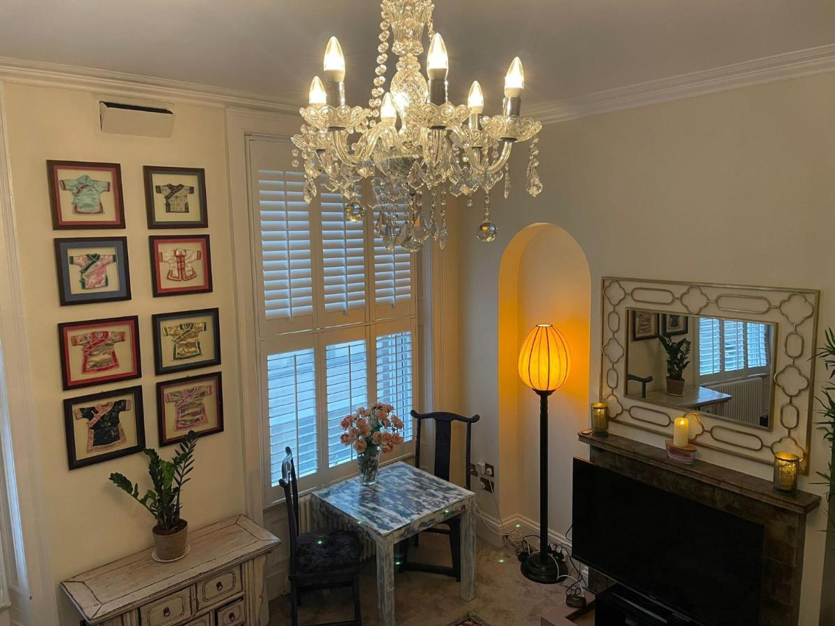Luxury Apartment Opposite The Shambles York Extérieur photo
